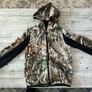 Under Armour camo jacket, youth small